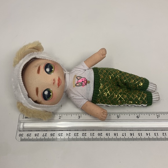 7” used Na! Na! Na! Surprise Doll - Picture 13 of 16